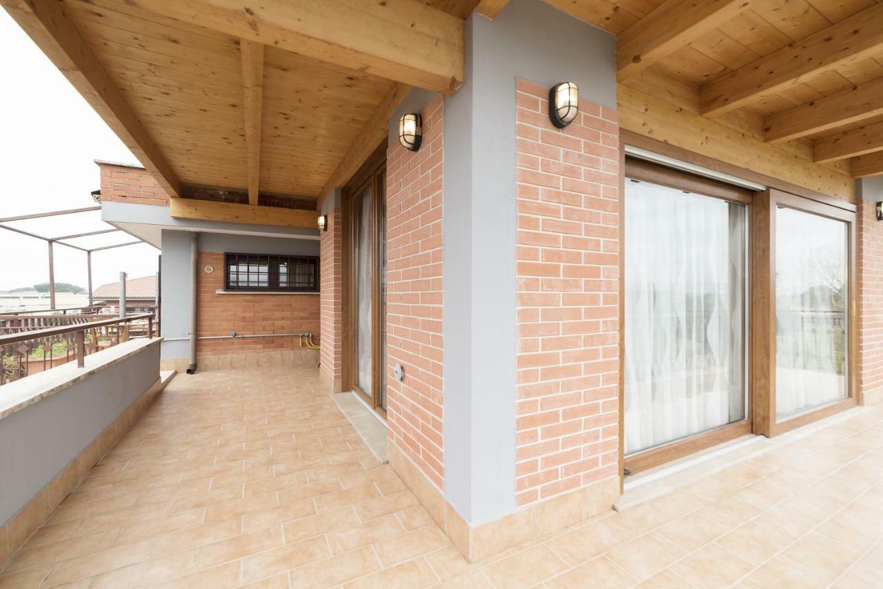 치암피노 Peperino Attic Flat 아파트 외부 사진