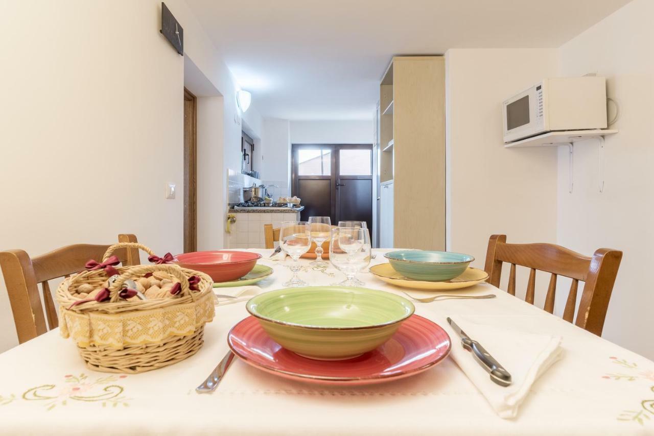 치암피노 Peperino Attic Flat 아파트 외부 사진